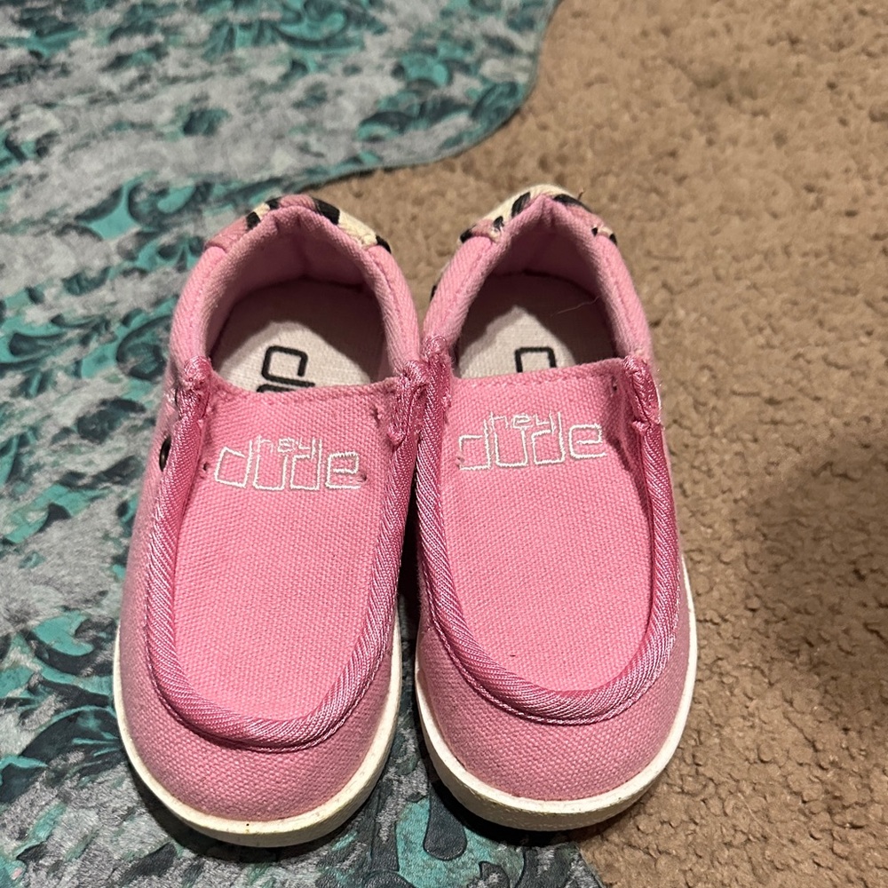 Hey Dude Kids Moccasins in Pink Canvas